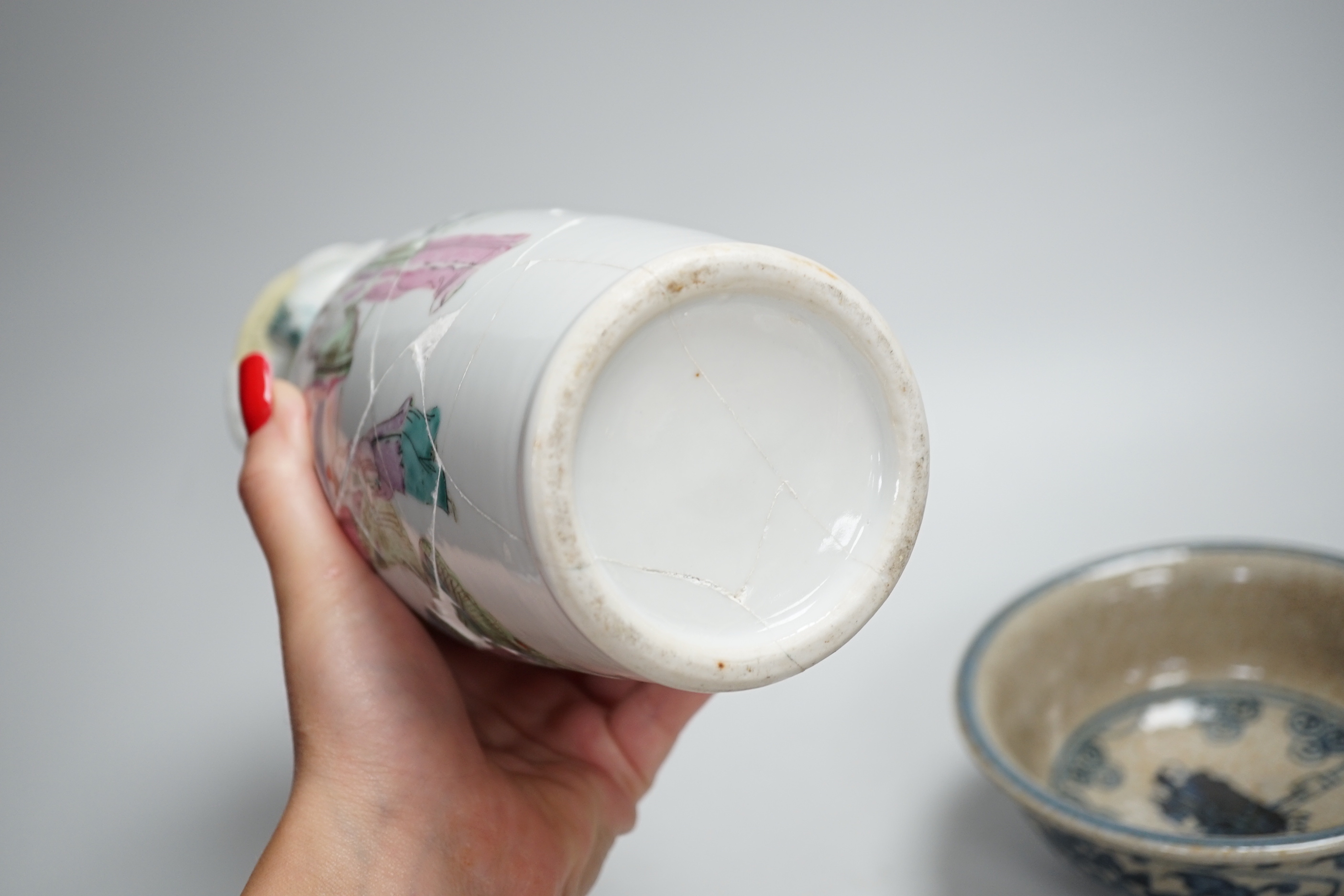 Chinese and Japanese ceramics including Canton cups and blue and white tea bowl, the largest 25cm high